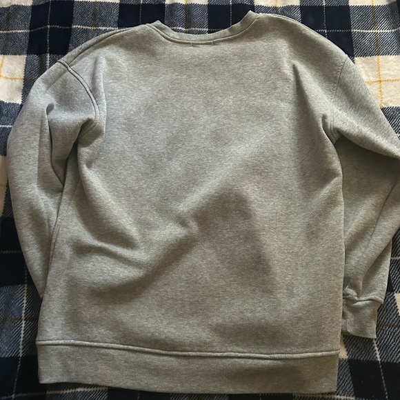 LG Stella Viva Long Sleeve Grey Graphic Shirt - Picture 2 of 2